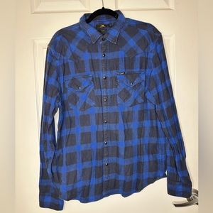 Lee navy/black plaid long sleeve flannel - size L